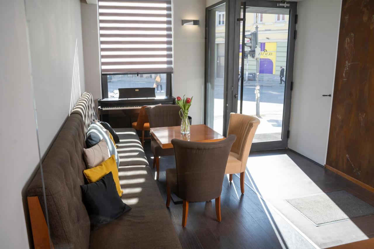 Akacija Luxury Suites Βελιγράδι Εξωτερικό φωτογραφία